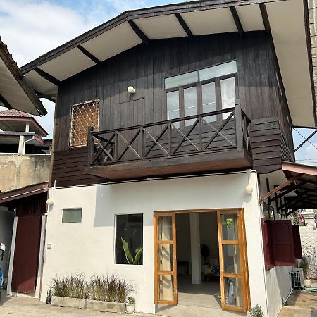 Cozy Villa In Chiangmai Old Town Chiang Mai Buitenkant foto